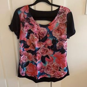 Lululemon workout top